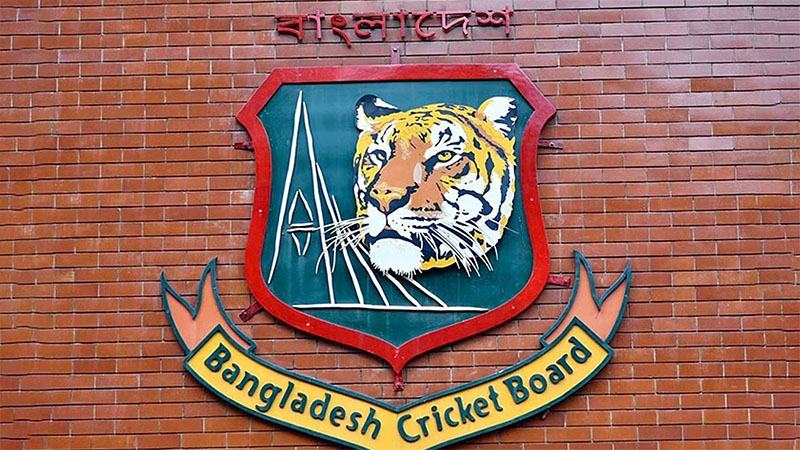 সাবেক পরিচালকসহ তিনজনকে অভিযুক্ত করল বিসিবি