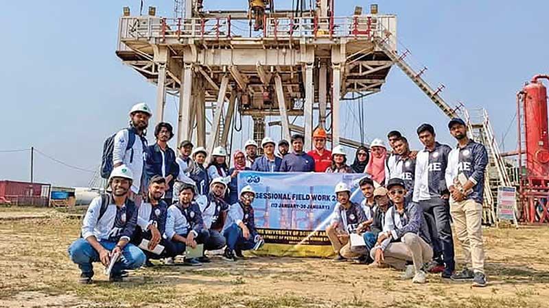 দেশ-বিদেশে চাহিদা বাড়ছে পেট্রোলিয়াম অ্যান্ড মাইনিং ইঞ্জিনিয়ারিংয়ে গ্র্যাজুয়েটদের