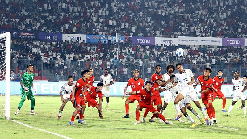 হামজা-রাকিবদের চেষ্টায় গর্বিত কোচ কাবরেরা