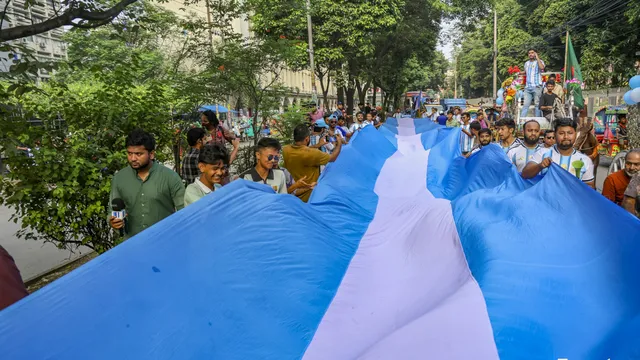 Argentina_Supporter_football_World_Cup_MAS_160626_028