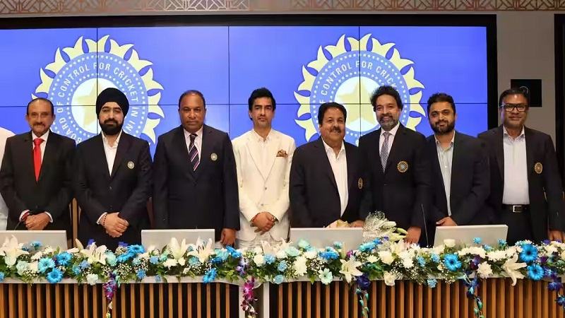 বিশ্বের সবচেয়ে ধনী ক্রিকেট বোর্ডের সভাপতি হলেন কখনো আন্তর্জাতিক ম্যাচ না খেলা মিঠুন মানহাস