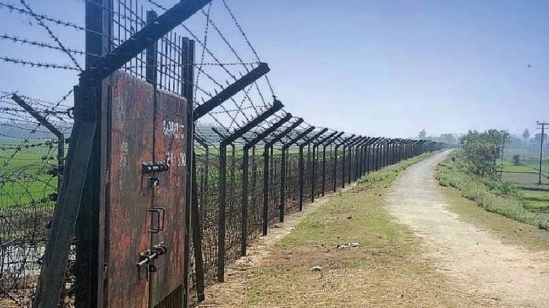কুড়িগ্রাম সীমান্তে বাংলাদেশী যুবককে আটক করেছে বিএসএফ
