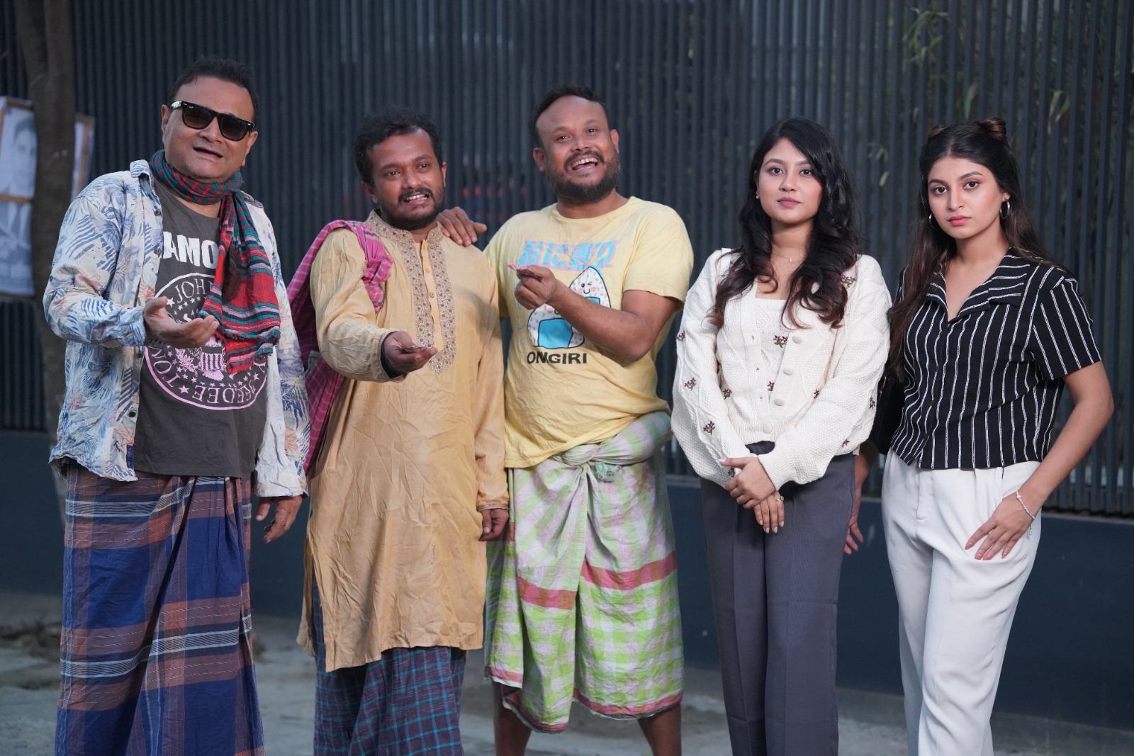 শুভ্র-ছোঁয়া জুটিকে নিয়ে রাজের ‘চেনা অচেনা’