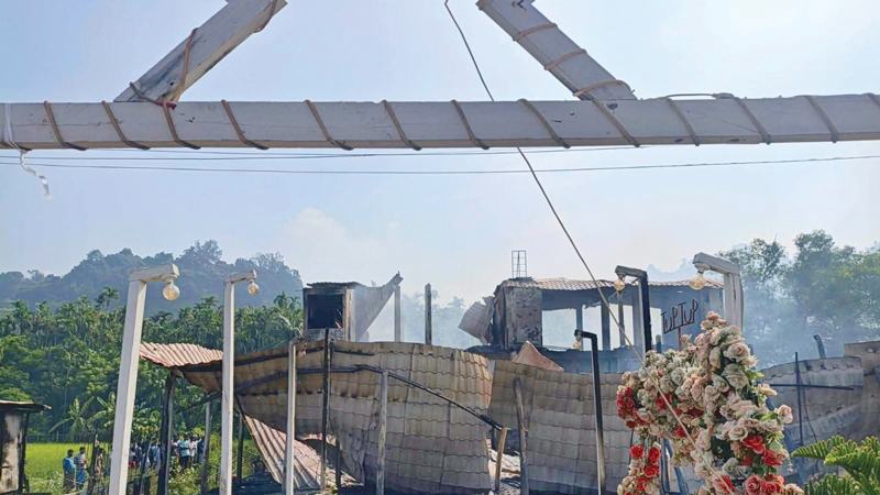 নিহত তিনজনের পরিবারের সন্ধান পাওয়া যায়নি এখনো ব্যবস্থাপক গ্রেফতার