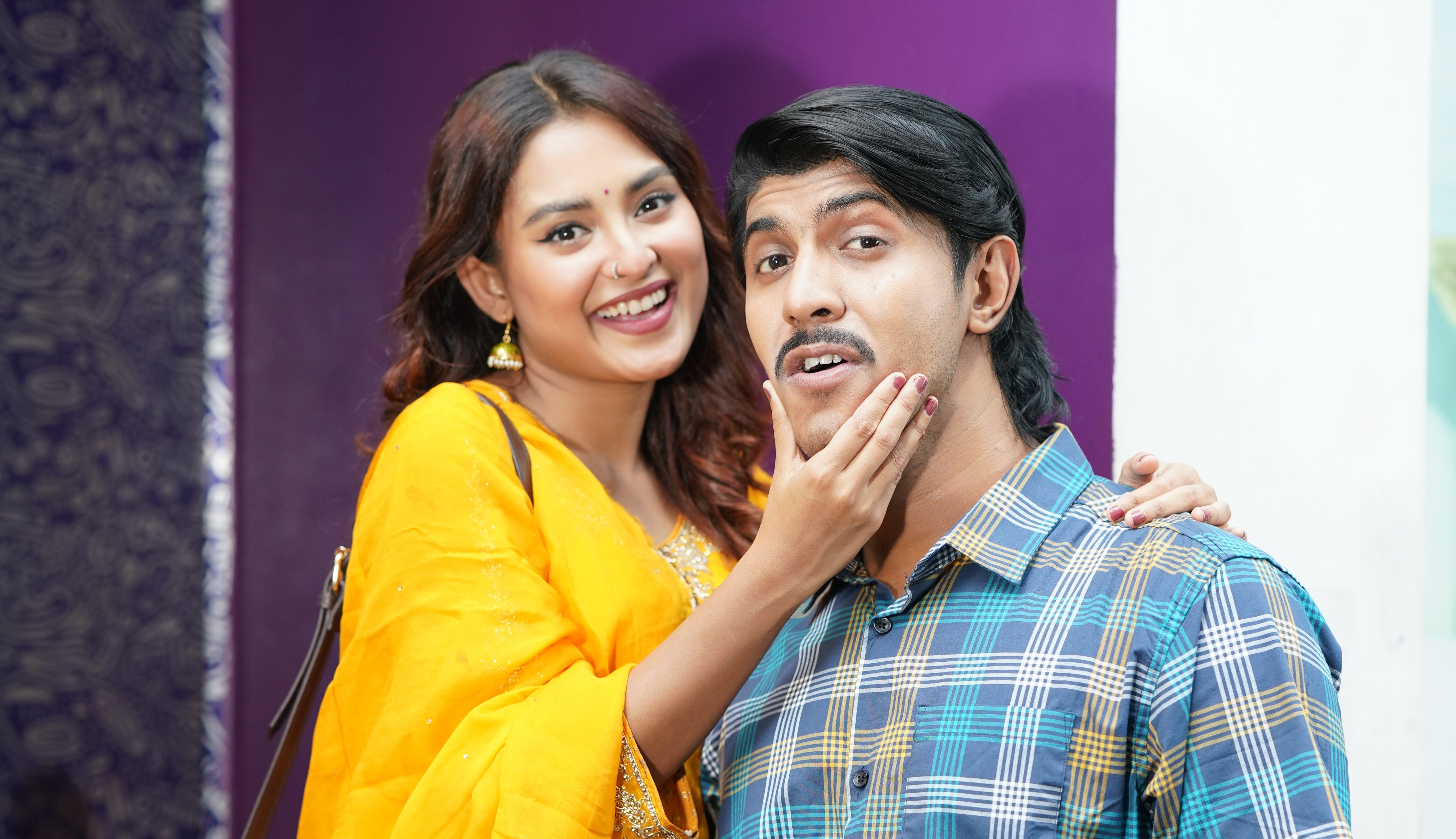 তৌসিফ-তটিনীর ‘বেশি বলে বুলবুলি’