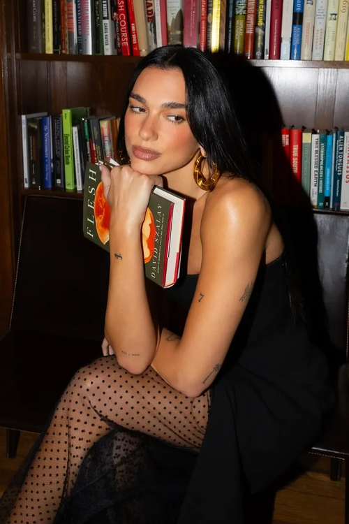 Dua Lipa book club paris