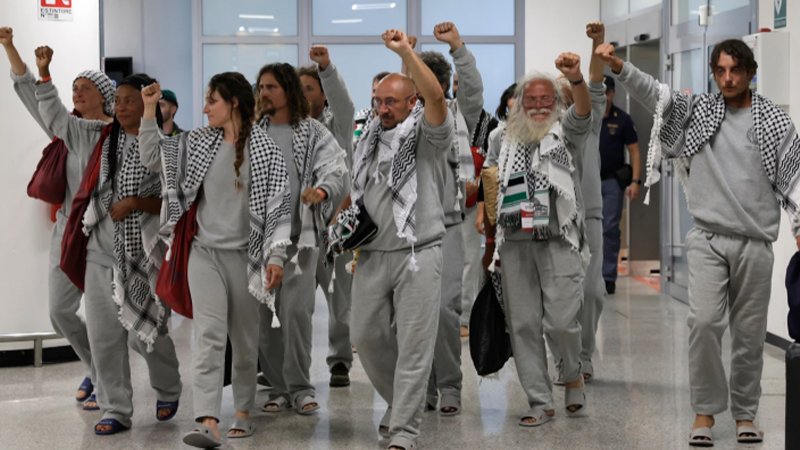 Gaza flotilla-ap