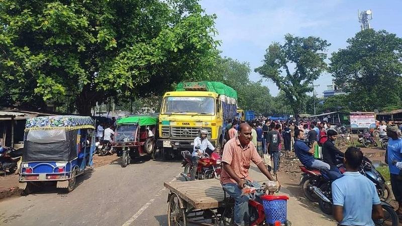 চুয়াডাঙ্গায় সড়ক দুর্ঘটনায় কলেজছাত্র নিহত