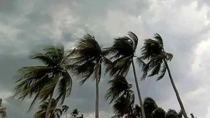 ঢাকা-চট্টগ্রামসহ ১২ অঞ্চলে ঝড়ের আভাস