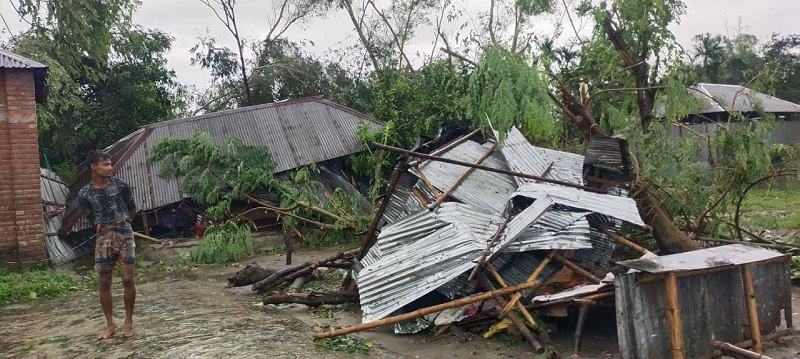 শরতের ঝড়ে উত্তরাঞ্চলে আট শতাধিক ঘরবাড়ি বিধ্বস্ত