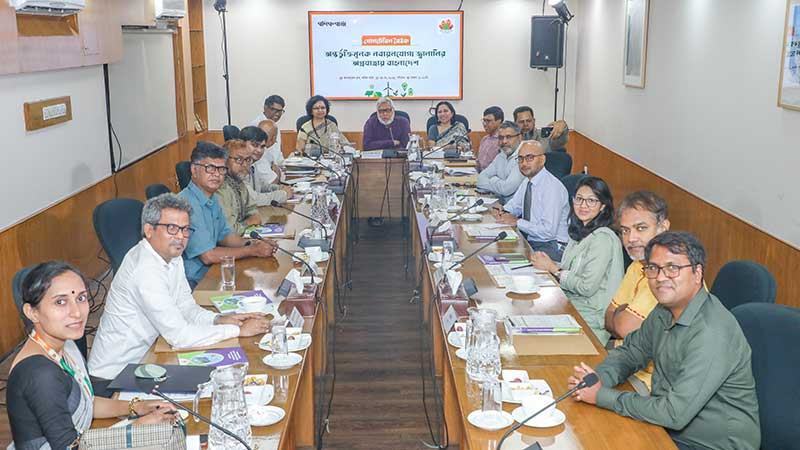 সামাজিক আন্দোলন গড়ে তোলার মাধ্যমে নবায়নযোগ্য জ্বালানি ব্যবহারে নারীর অংশগ্রহণ নিশ্চিত করতে হবে