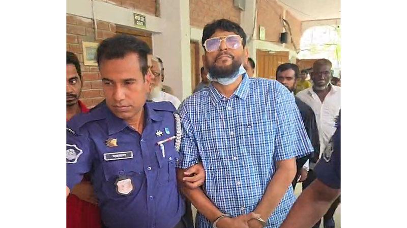 মানিকগঞ্জ পৌরসভার সাবেক মেয়র রমজান আলী দুদকের মামলায় কারাগারে
