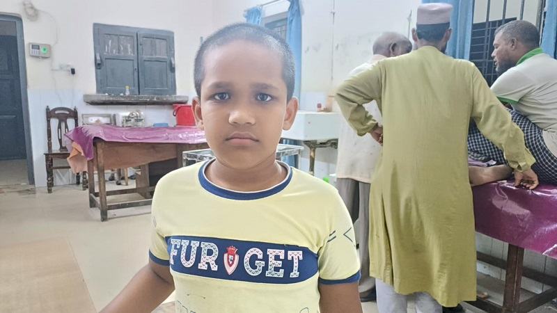 কুড়িগ্রামের চিলমারীতে একদিনে কুকুরের কামড়ে আহত শিশুসহ ১৫ জন