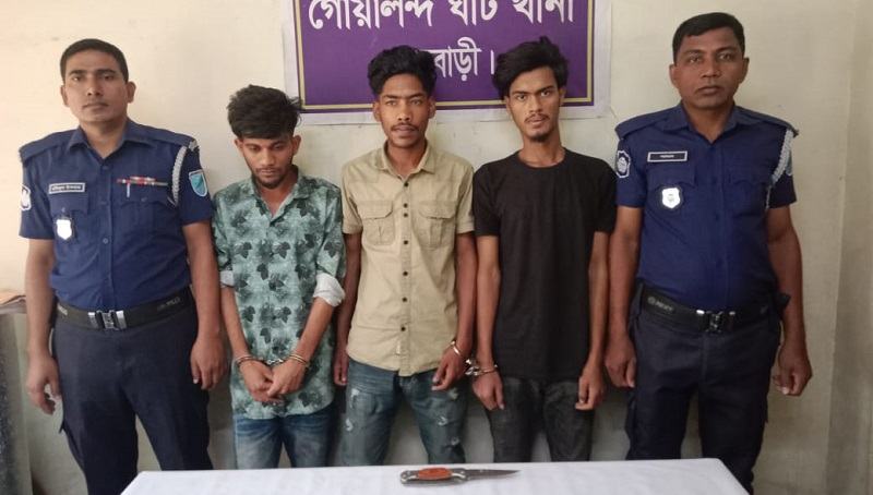 ডাকাতির প্রস্তুতিকালে দেশী অস্ত্রসহ তিন যুবক গ্রেফতার