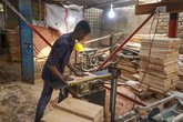 নিপুণ হাতে তৈরি হচ্ছে রিহাল