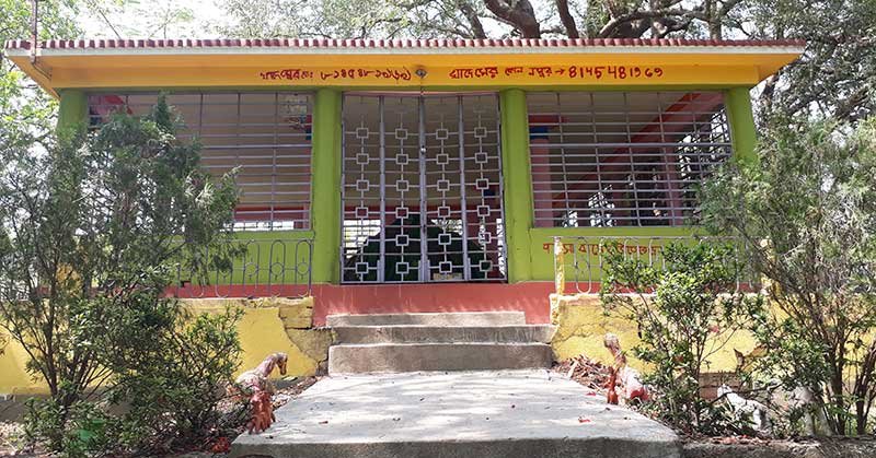 Tomb_of_Syed_Ismail_Gazi_at_Garh_Mandaran_04