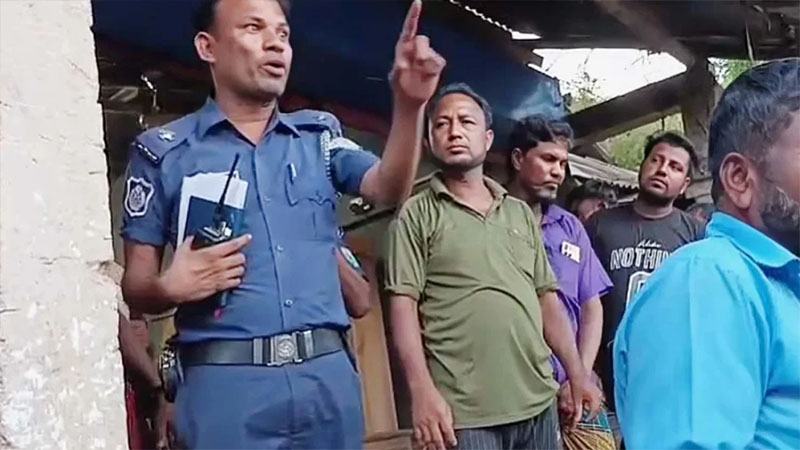 পোশাক লাগিয়েছি ঘুষের টাকা দিয়ে, ঘুষ খাওয়ার জন্যই’— ভাইরাল সেই এএসআই ক্লোজড