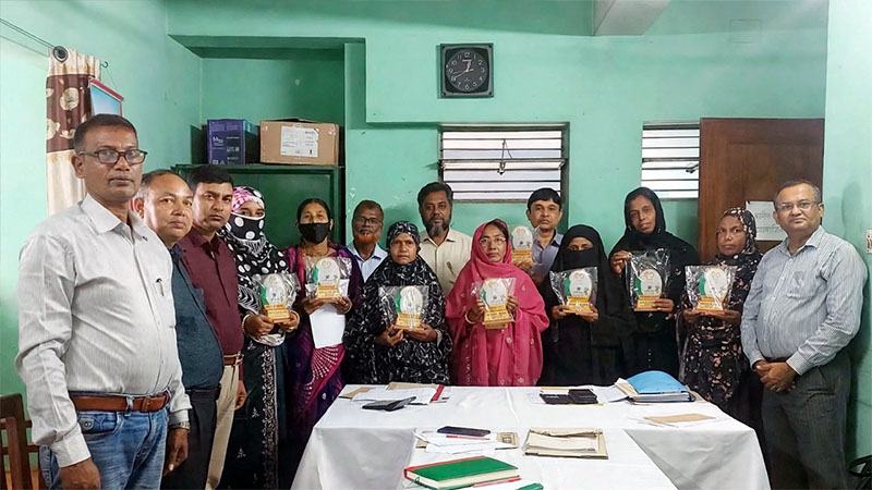 গ্রামীণ ব্যাংক বোদওয়াঁ পুরস্কার পেলেন ২৪০ সদস্য ও ৪০ কর্মী