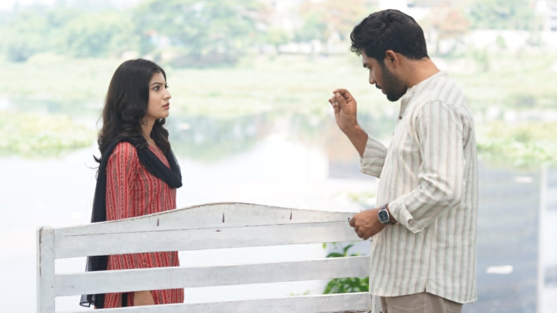 ভিন্নধর্মী গল্পে প্রশংসায় ভাসছে ‘বই পোকা’