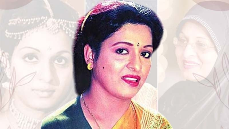 পাঁচ বছর পর দেশে ফিরলেন শাবানা
