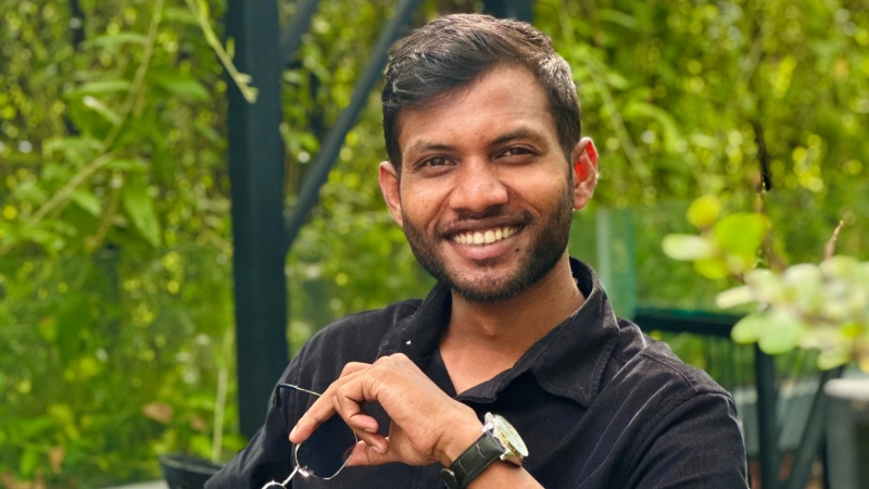 কথার যাদু এবার পর্দায় তুলে ধরবেন শফিক রিয়ান