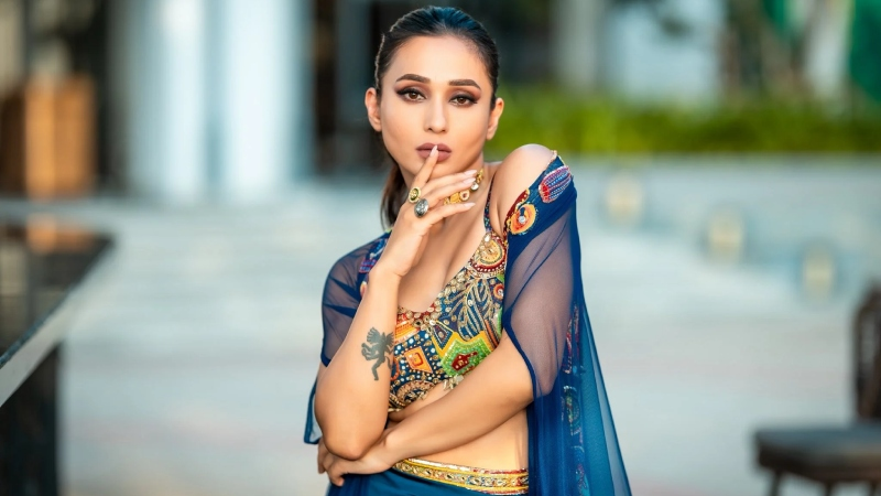 হেনস্তার শিকার অভিনেত্রী মিমি চক্রবর্তী