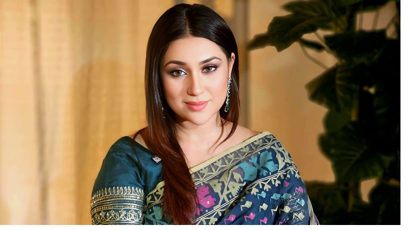 আদালতে আত্মসমর্পণ করে জামিন পেলেন অপু বিশ্বাস