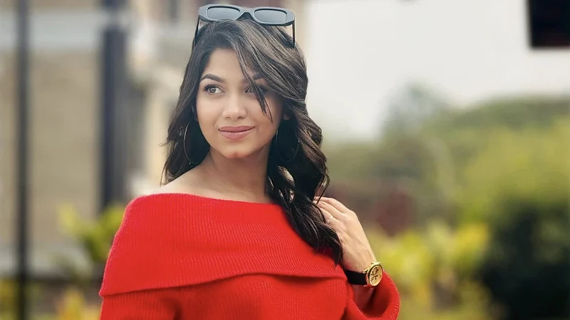 জীবন অনেক কিছু নিয়ে যায়, তবু হেরে গেলে চলবে না: পারসা ইভানা