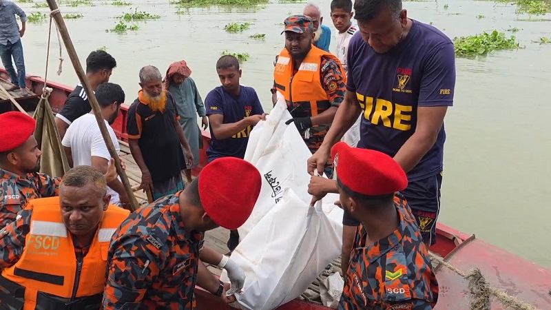 নিখোঁজের ৩২ ঘণ্টা পর মেঘনা নদী থেকে জেলের মরদেহ উদ্ধার
