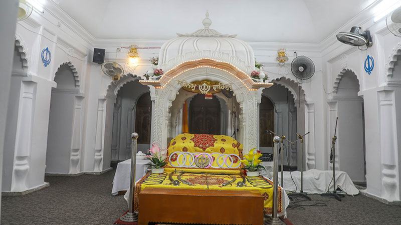 ঢাকা সফর করেছিলেন শিখ গুরুরা