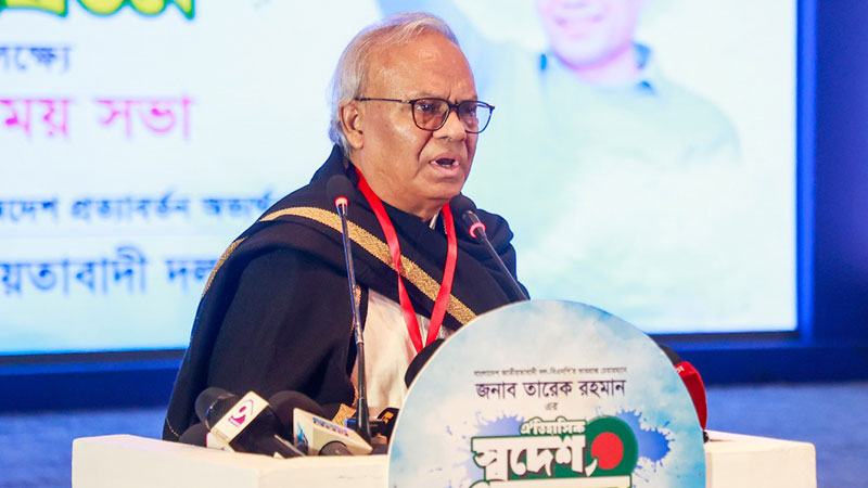 মামলার জামিন নিতে এডিটরদের ছুটে বেড়াতে হয়েছে —রুহুল কবির রিজভী