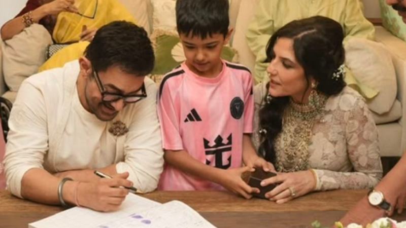 ঘরোয়া আয়োজনে গৌরি স্প্র্যাটকে বিয়ে করলেন আমির খান