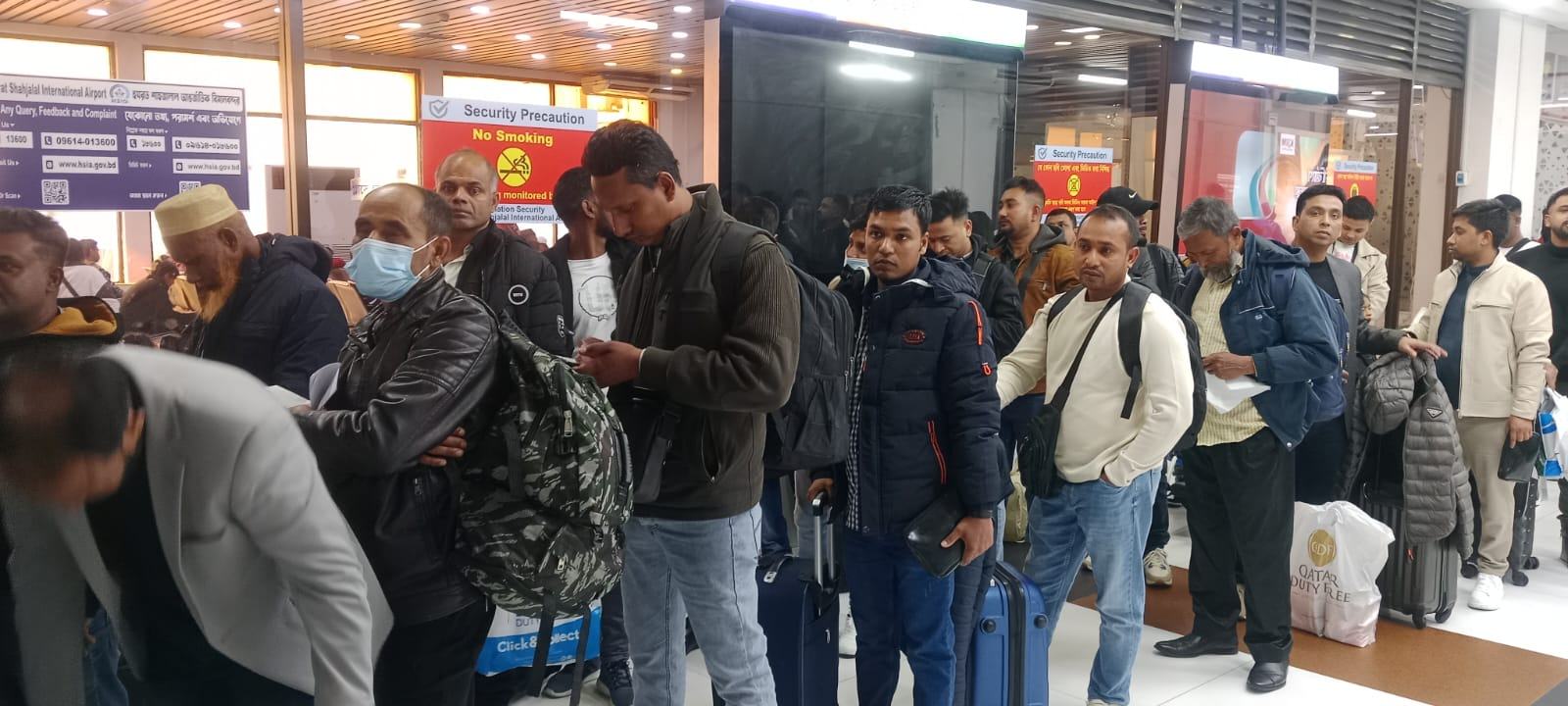 লেবানন থেকে দেশে ফিরেছেন আরো ৪৬ বাংলাদেশী