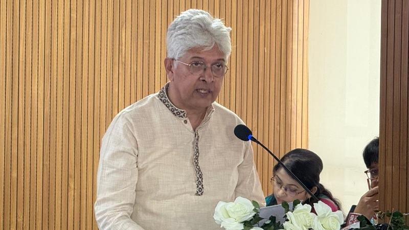 আমদানি আপাতত বন্ধ, দেশীয় চিনিই আগে বিক্রি হবে— শিল্প উপদেষ্টা