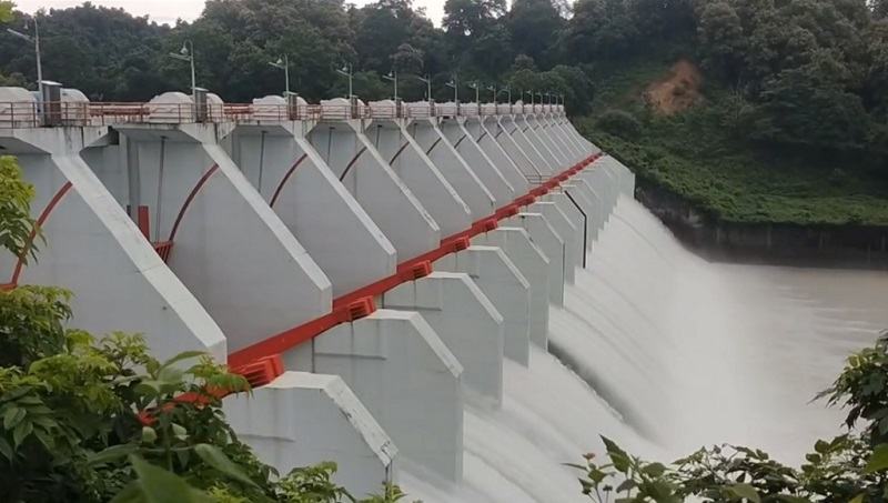 কাপ্তাই বাঁধের ১৬টি জলকপাট খুলছে মঙ্গলবার সকালে