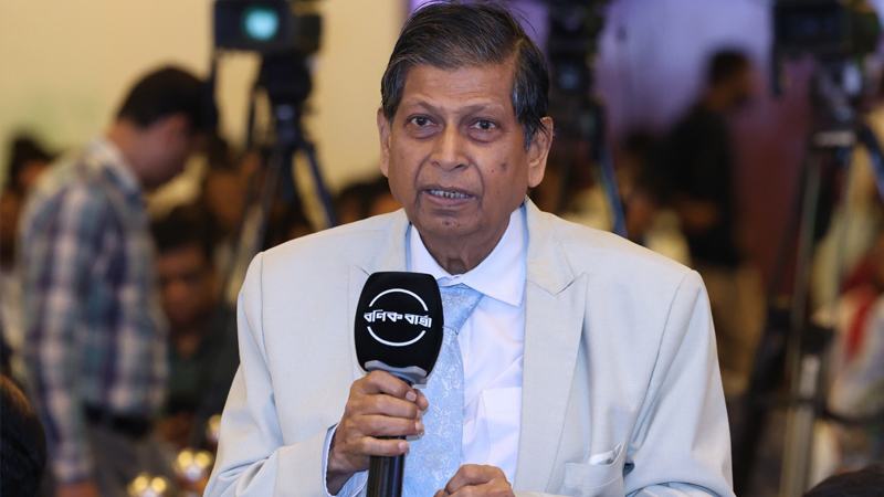 জলবায়ু পরিবর্তন মোকাবেলায় কৃষকদের প্রশিক্ষণ ও প্রযুক্তিনির্ভর উদ্যোগ জরুরি: আইইউবিএটি উপাচার্য