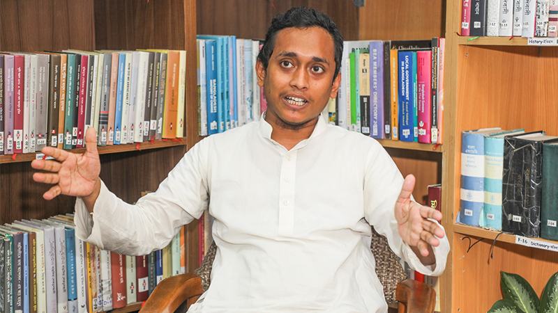 ইন্টারন্যাশনাল ভিজিটর লিডারশীপ প্রোগ্রামে যোগ দিতে যুক্তরাষ্ট্রে যাচ্ছেন আকরাম হুসাইন
