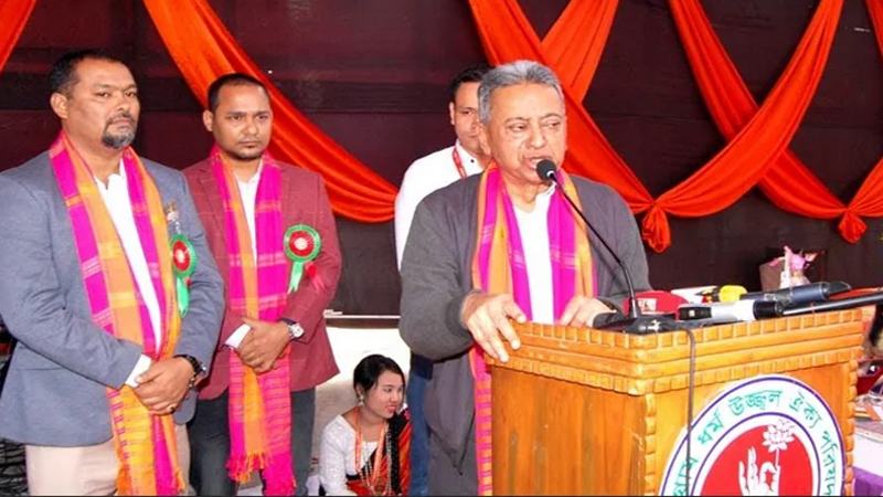 রাষ্ট্রের ক্ষমতা কমিয়ে জনগণের ক্ষমতা বাড়াতে হবে: আমীর খসরু