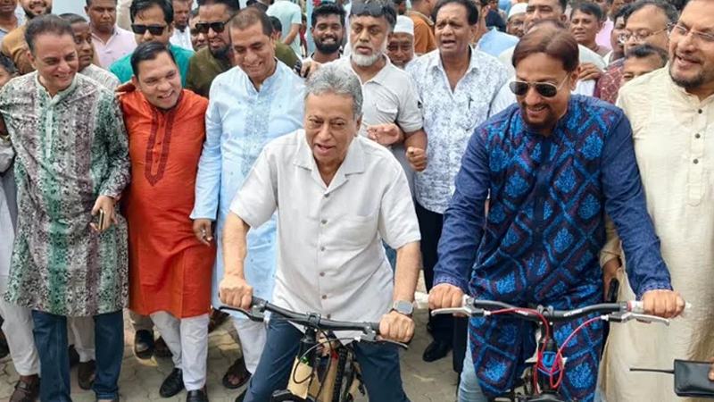 শিক্ষার্থীদের অবশ্যই প্রযুক্তিগত জ্ঞান অর্জন করতে হবে: অর্থমন্ত্রী