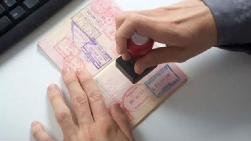 ইরান যুদ্ধের প্রেক্ষাপটে পাকিস্তানিদের ‘অন অ্যারাইভাল’ ভিসা স্থগিত কাতারের