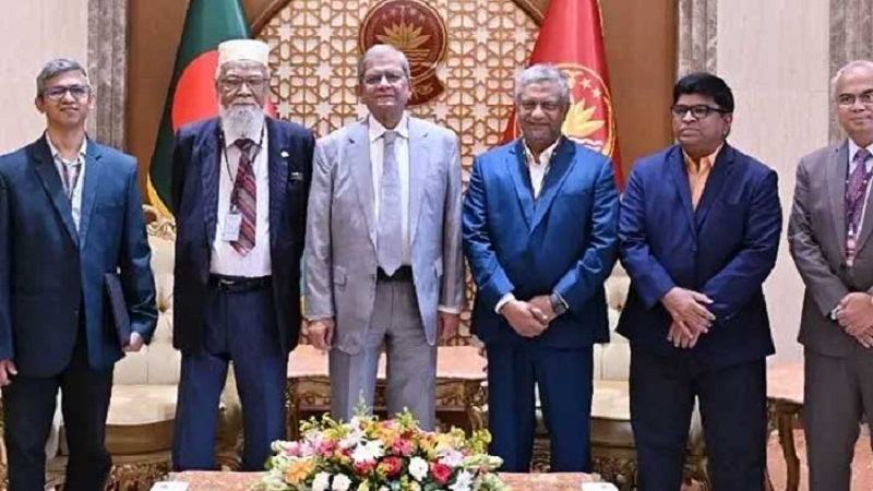 আন্তর্জাতিক শ্রমবাজারে বাংলাদেশের অবস্থান দৃঢ় করতে দক্ষ জনশক্তি ও একাধিক ভাষা শিক্ষার জোর রাষ্ট্রপতির