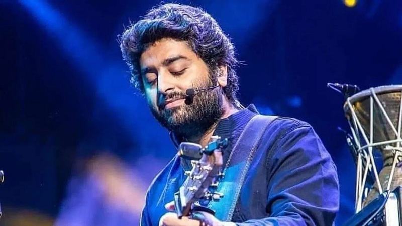 দুটি রবীন্দ্রসংগীতের জন্য তিন কোটি রুপি পারিশ্রমিক চাইলেন অরিজিৎ
