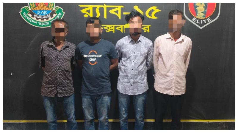 পাসপোর্ট অফিস ও সদর হাসপাতাল এলাকায় দালাল গ্রেফতার