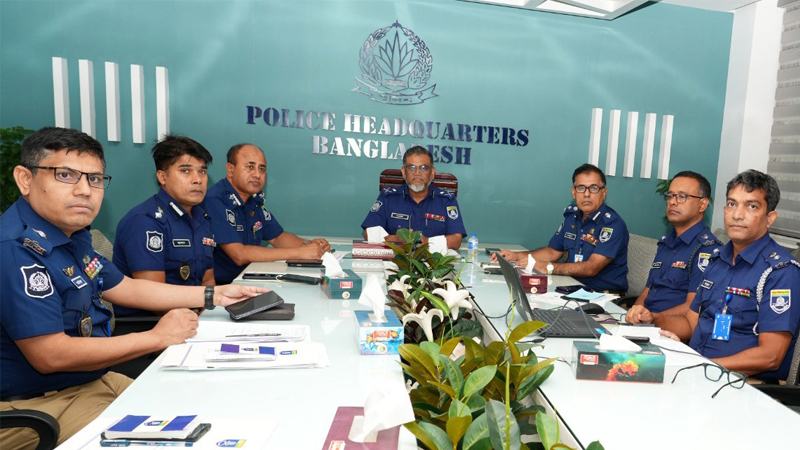 মাদক ও কিশোর গ্যাংয়ের সঙ্গে জড়িত গডফাদারদের বিরুদ্ধে কঠোর ব্যবস্থা নেয়ার নির্দেশ অতিরিক্ত আইজির