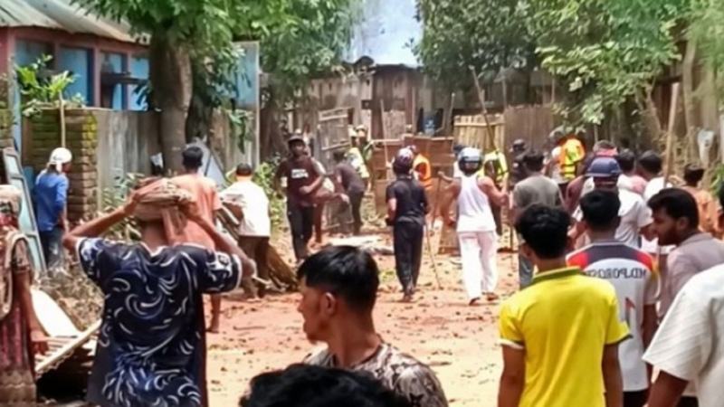ব্রাহ্মণবাড়িয়ায় তুচ্ছ ঘটনাকে কেন্দ্র করে দুই পক্ষের মধ্যে সংঘর্ষে নারীসহ আহত অন্তত ২০