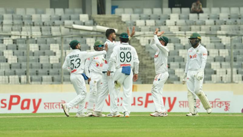 ওয়েস্ট ইন্ডিজ ২৪৫ রানে অল আউট
