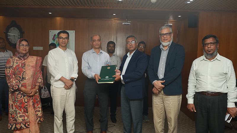 গোল্ডেন অয়েল মিলস ও ডেল্টা এপিআই-এর সঙ্গে ভূমি লিজ চুক্তি স্বাক্ষর বেজার