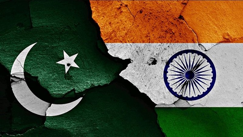 ভারত-পাকিস্তান সীমান্তে গোলাগুলি