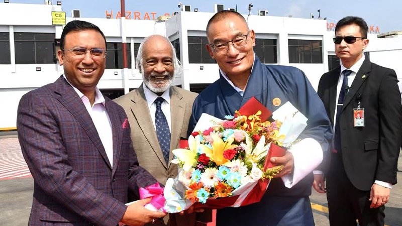 শাহজালাল বিমানবন্দরে ভুটানের প্রধানমন্ত্রীর যাত্রাবিরতি