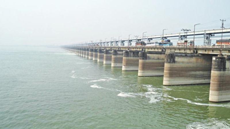 বিপৎসীমার ওপরে ফারাক্কার পানি সব গেট খুলে দিতে পশ্চিমবঙ্গকে বিহারের অনুরোধ